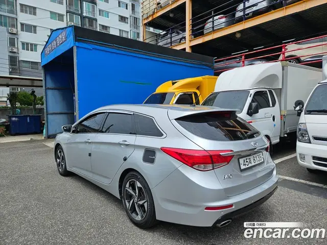 Hyundai i40 2012 2.0 автомат (гидро), миниатюра 6 Hyundai i40 2012 2.0 автомат (гидро), миниатюра 6