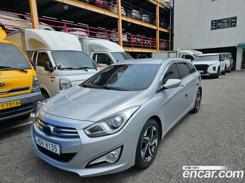 Hyundai i40 2012 2.0 автомат (гидро), фото 8 Hyundai i40 2012 2.0 автомат (гидро), фото 8