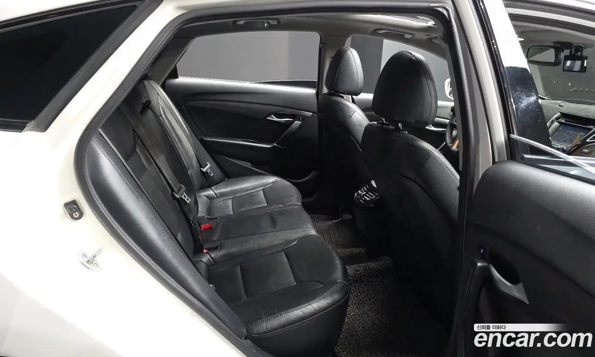 Hyundai i40 2013 1.7 автомат (гидро), фото 11