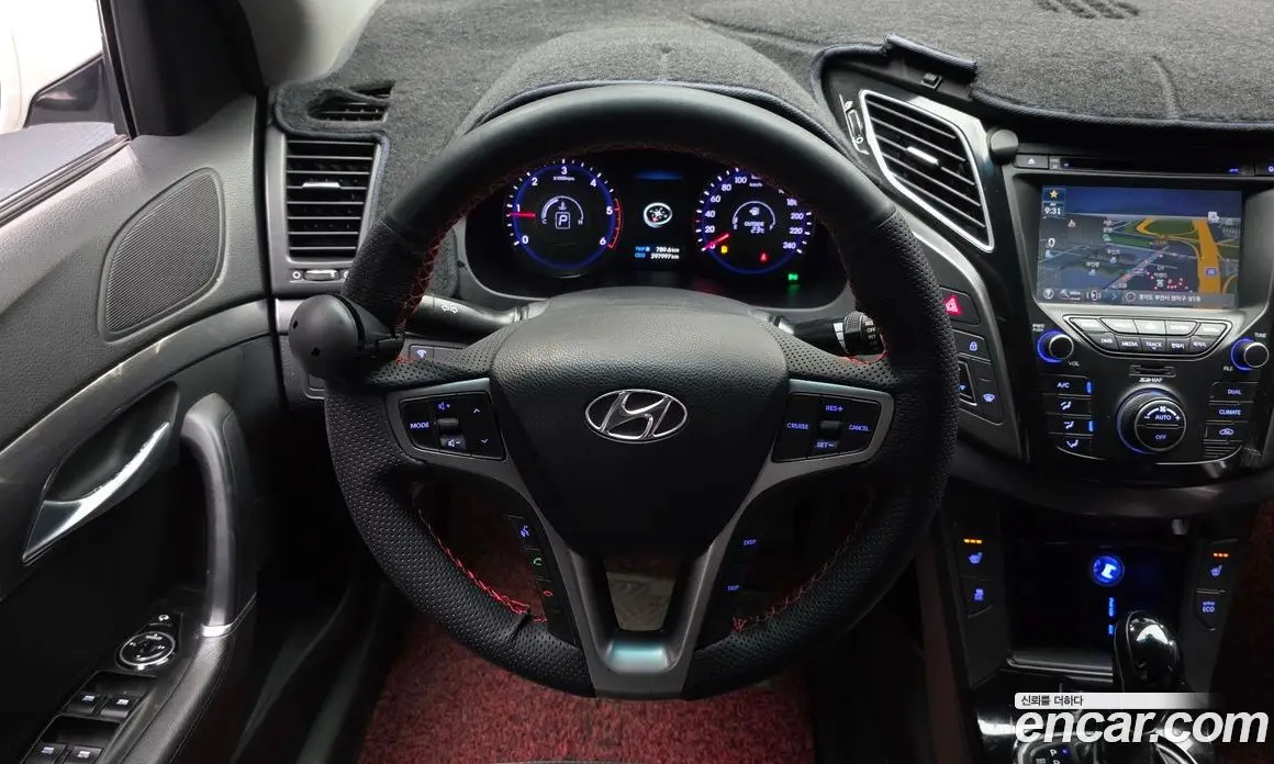 Hyundai i40 2013 1.7 автомат (гидро), фото 13