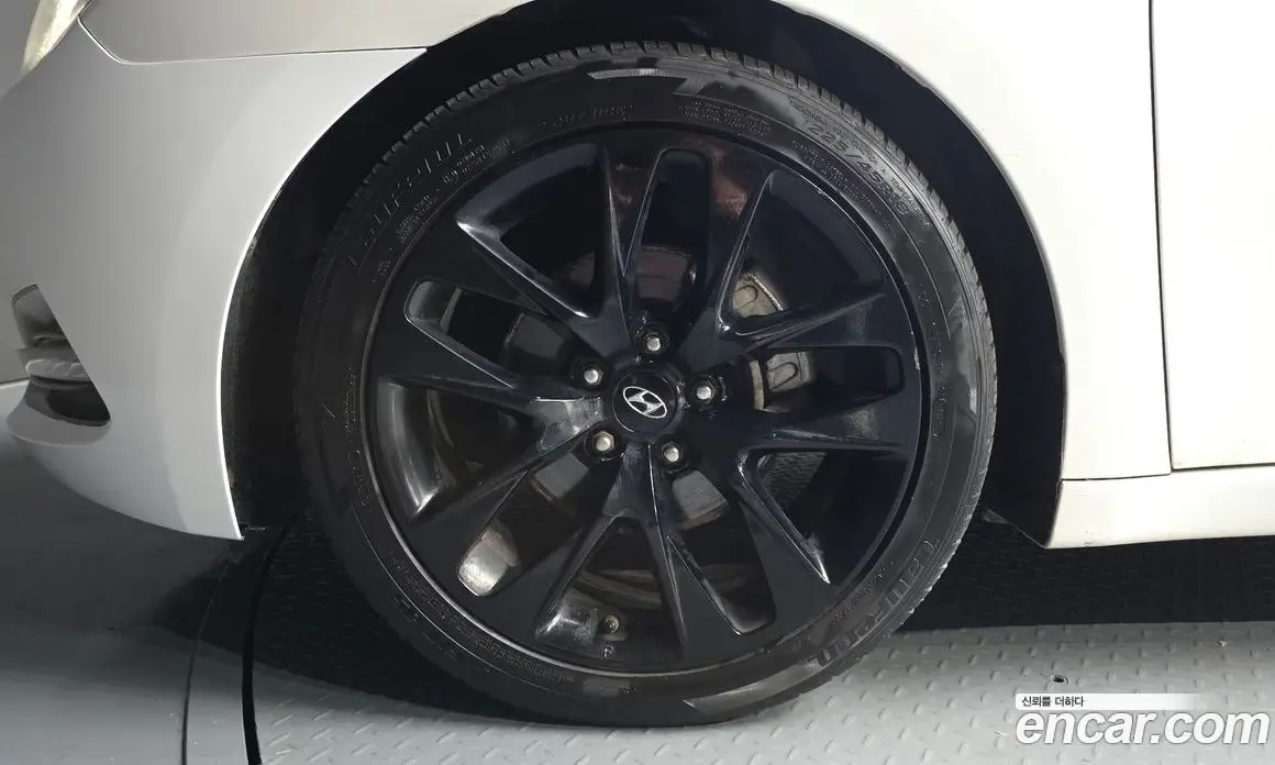 Hyundai i40 2013 1.7 автомат (гидро), фото 5