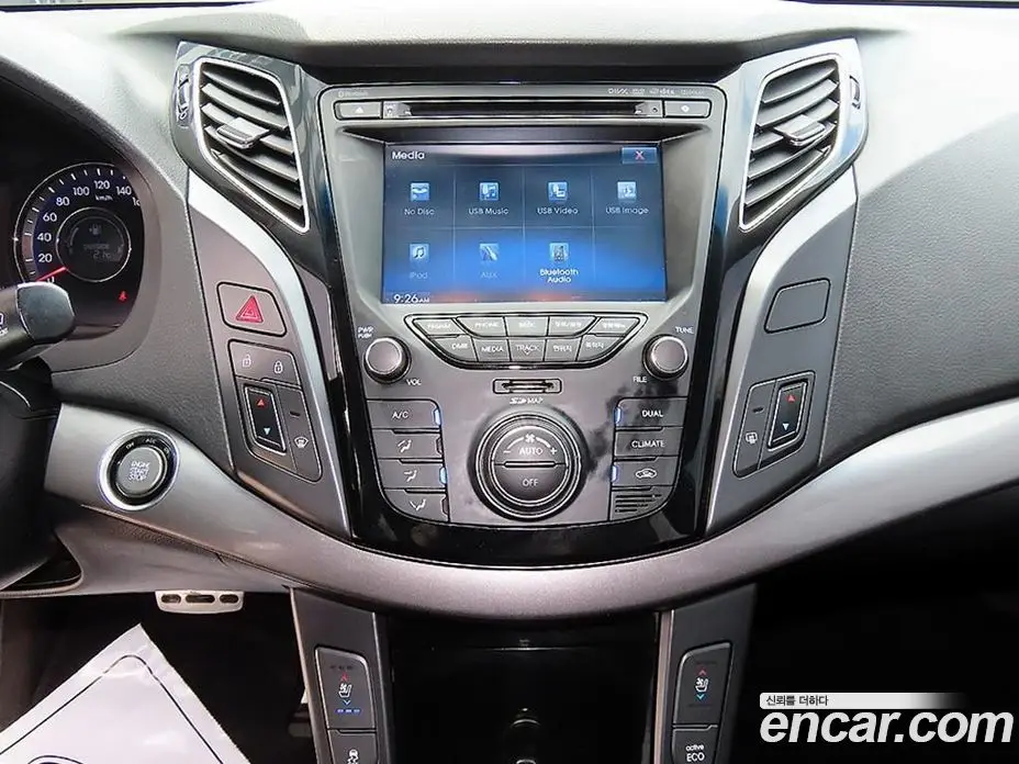 Hyundai i40 2013 1.7 автомат (гидро), фото 14