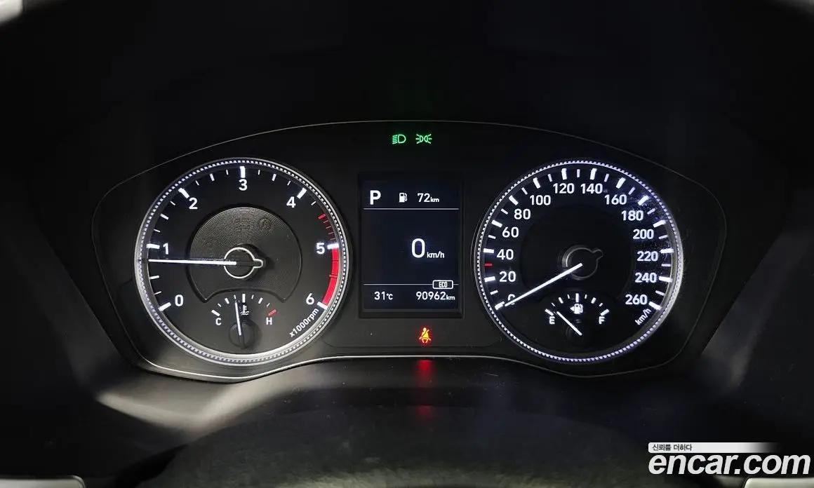Hyundai Santa Fe 2018 2.0 автомат (гидро), фото 11
