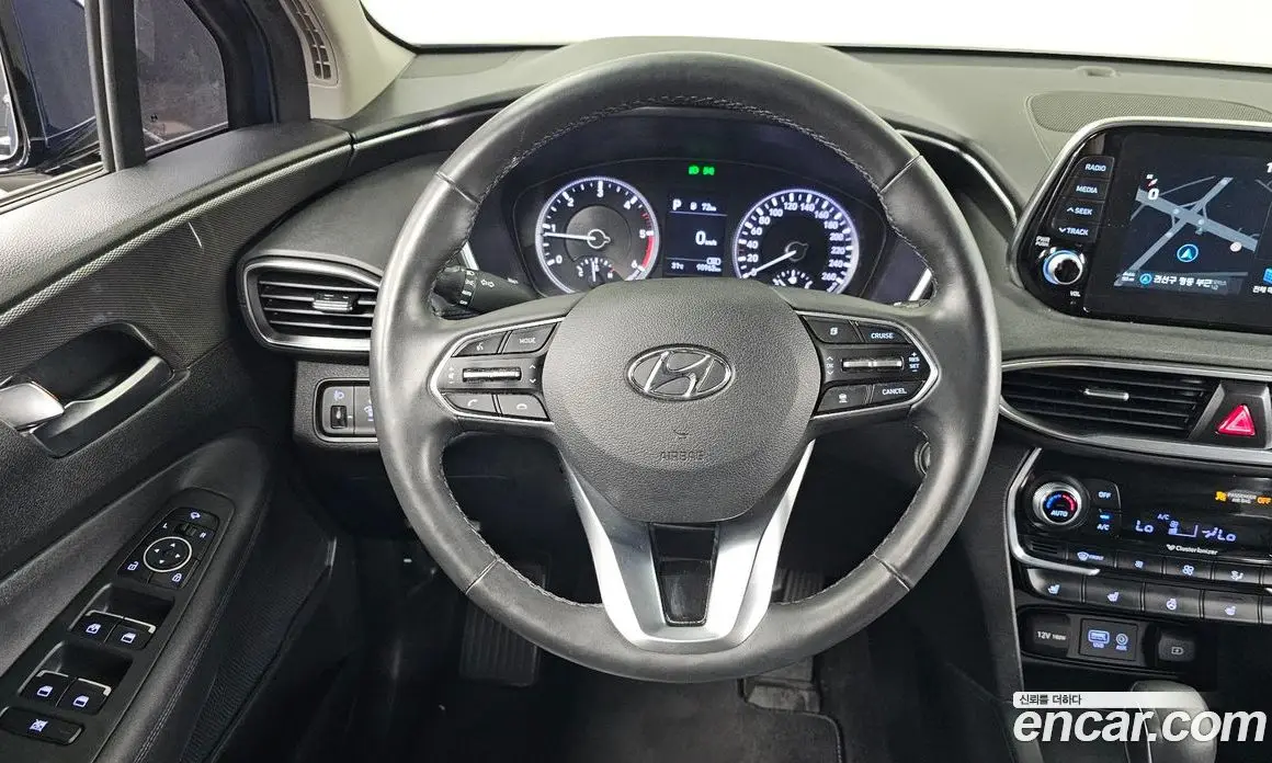 Hyundai Santa Fe 2018 2.0 автомат (гидро), фото 19