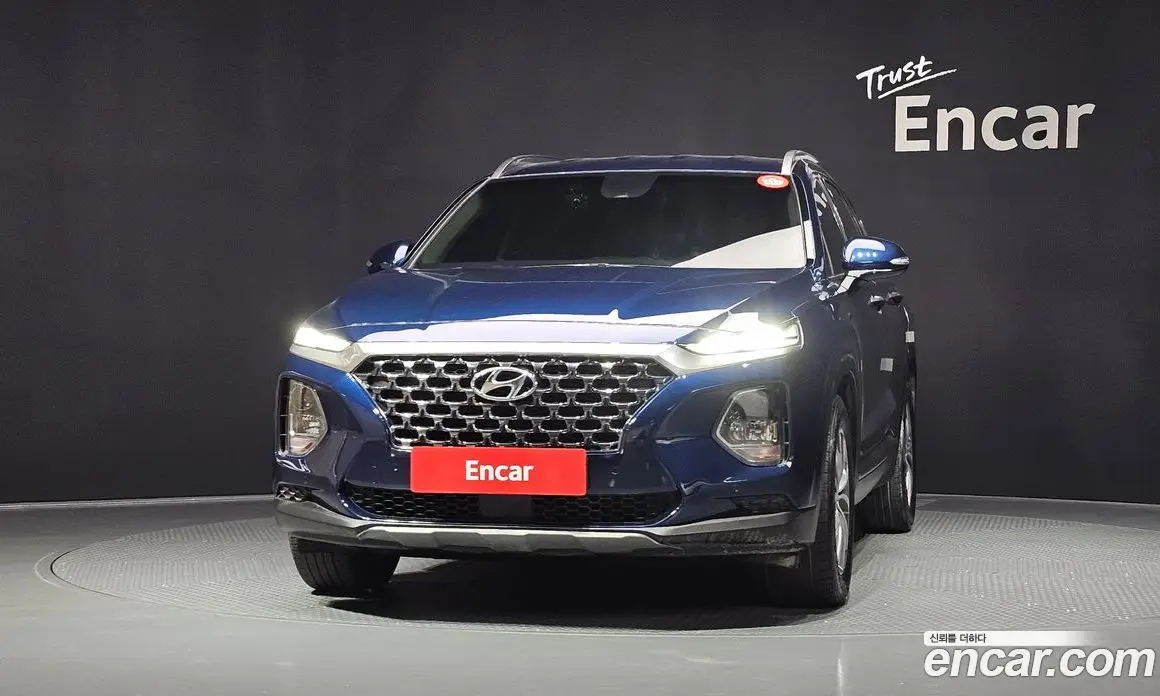 Hyundai Santa Fe 2018 2.0 автомат (гидро), фото 3