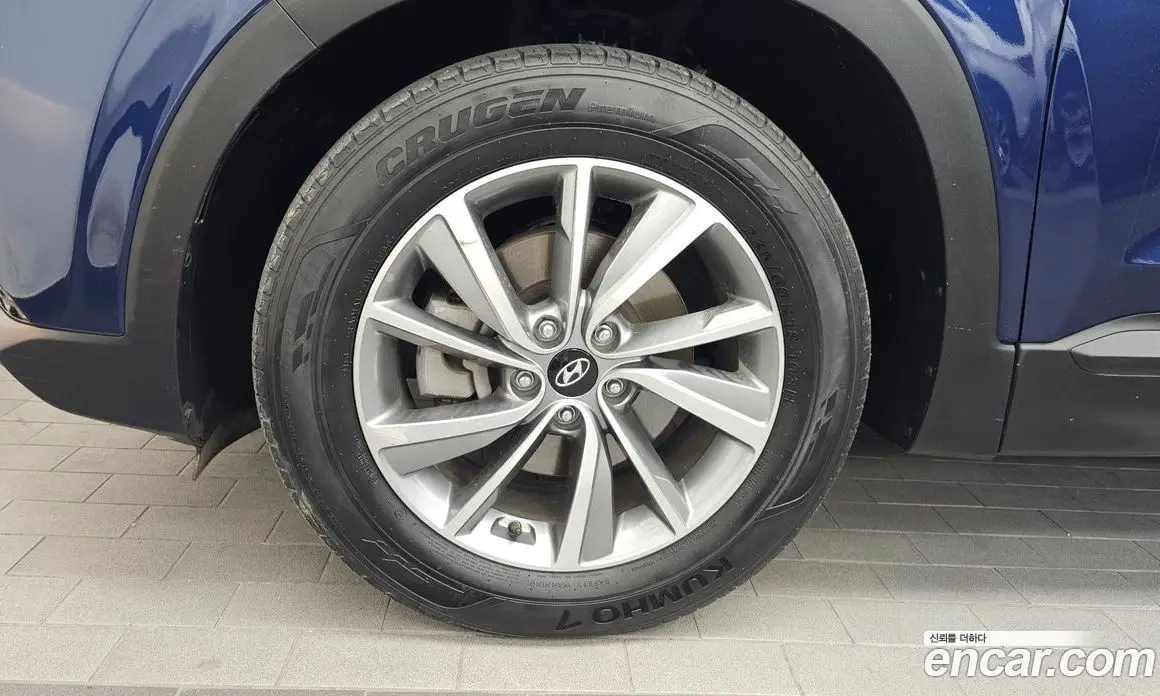 Hyundai Santa Fe 2018 2.0 автомат (гидро), фото 5