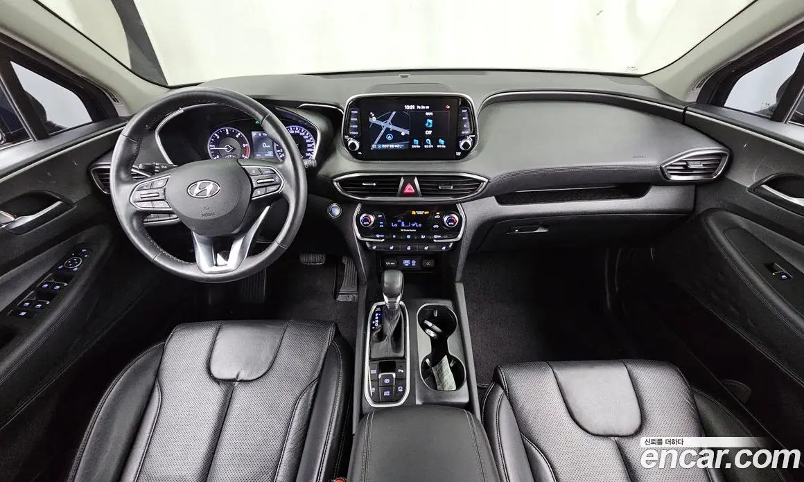 Hyundai Santa Fe 2018 2.0 автомат (гидро), фото 10