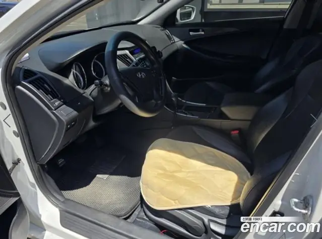 Hyundai Sonata 2010 2.0 автомат (гидро), миниатюра 12