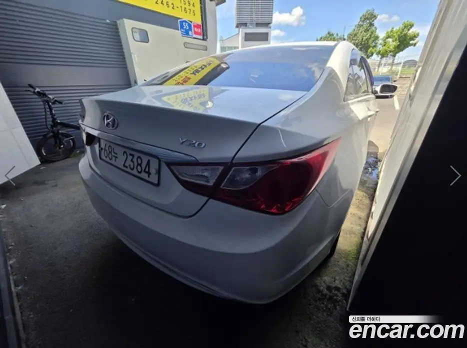 Hyundai Sonata 2010 2.0 автомат (гидро), фото 14