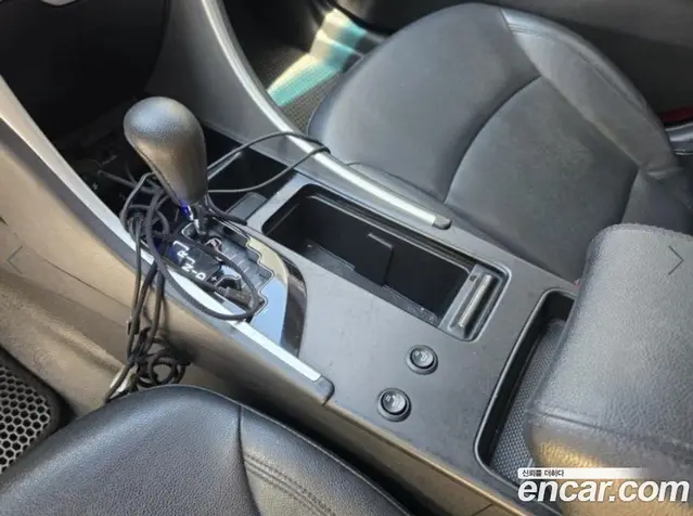 Hyundai Sonata 2010 2.0 автомат (гидро), миниатюра 9