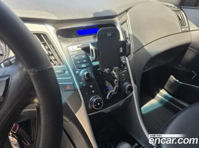 Hyundai Sonata 2010 2.0 автомат (гидро), миниатюра 10