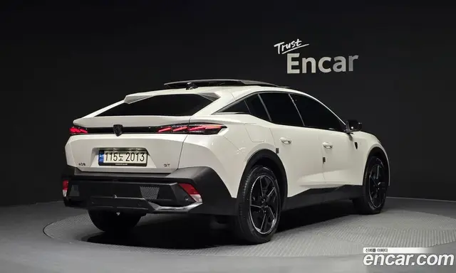 Peugeot 408 2023 1.2 АКПП, миниатюра 2