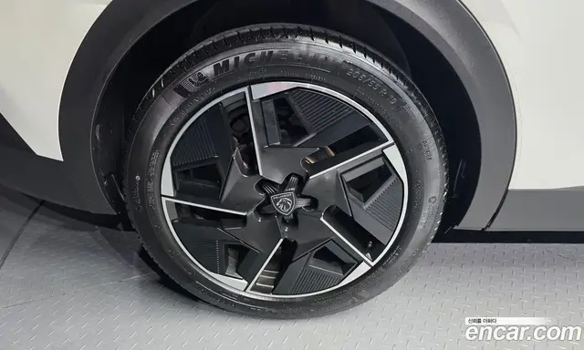 Peugeot 408 2023 1.2 АКПП, миниатюра 5