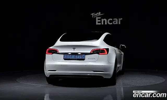 Tesla Model 3 2022 0.2 автомат (гидро), миниатюра 3