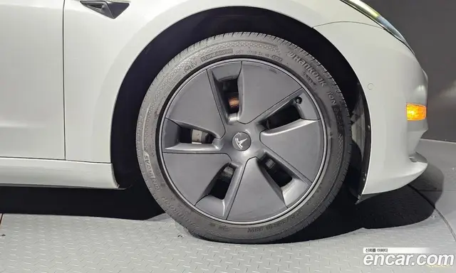 Tesla Model 3 2022 0.2 автомат (гидро), миниатюра 6