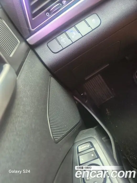 Hyundai Avante 2016 1.6 автомат (гидро), миниатюра 11