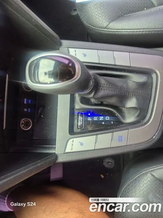 Hyundai Avante 2016 1.6 автомат (гидро), миниатюра 10