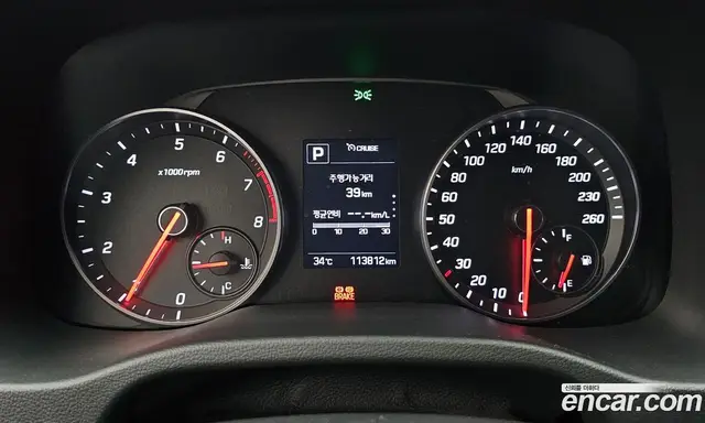 Hyundai Avante 2016 1.6 автомат (гидро), миниатюра 11