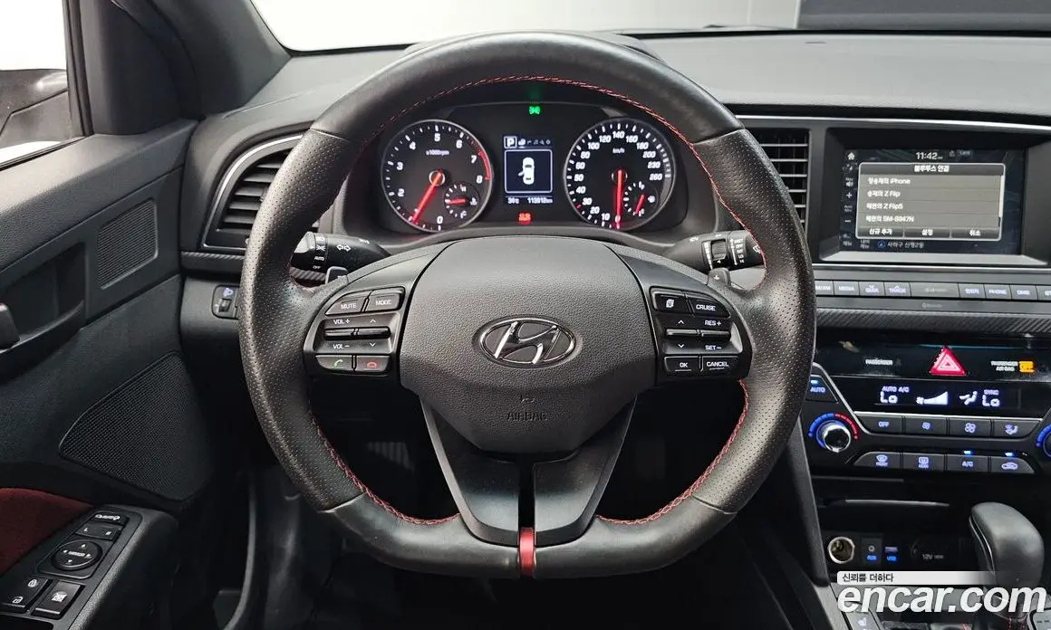 Hyundai Avante 2016 1.6 автомат (гидро), фото 19