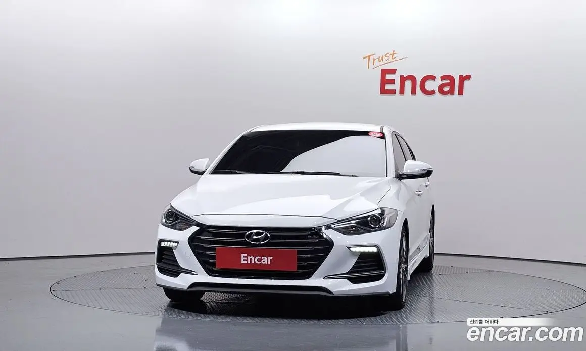 Hyundai Avante 2016 1.6 автомат (гидро), фото 3