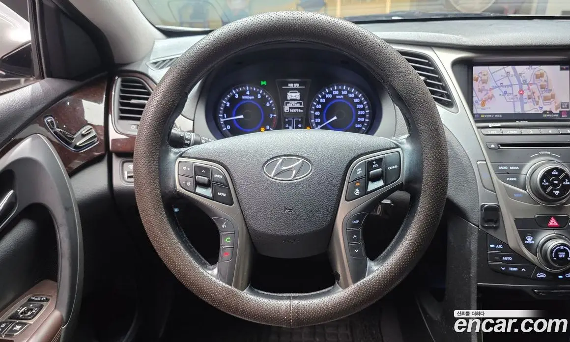Hyundai Grandeur 2014 3.0 автомат (гидро), фото 19