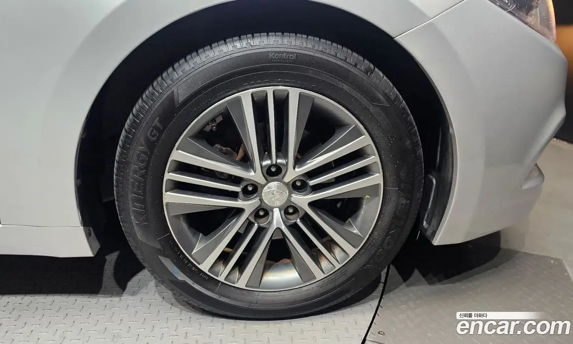 Hyundai Grandeur 2014 3.0 автомат (гидро), фото 7