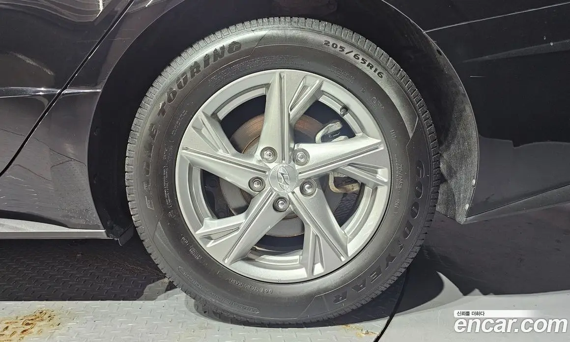 Hyundai Sonata 2023 2.0 автомат (гидро), фото 7