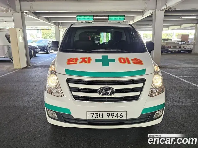Hyundai Starex 2016 2.5 автомат (гидро), миниатюра 2