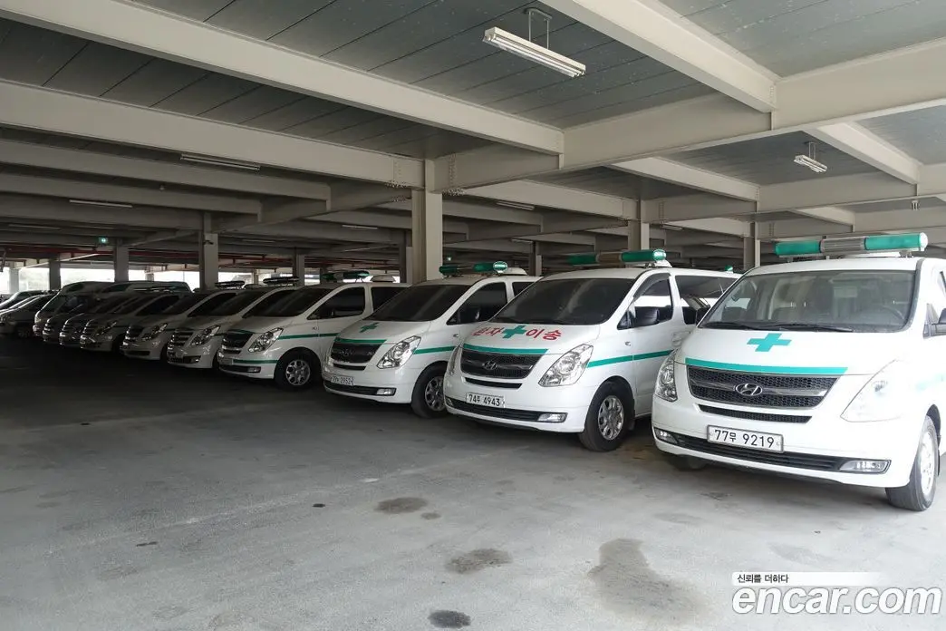 Hyundai Starex 2016 2.5 автомат (гидро), фото 18