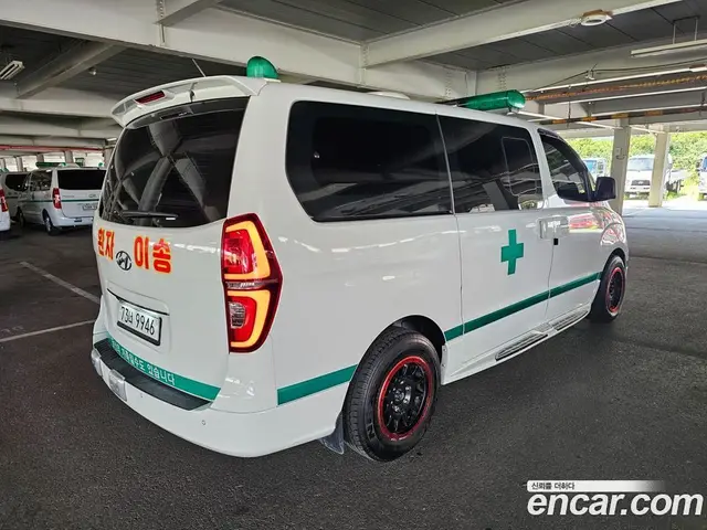 Hyundai Starex 2016 2.5 автомат (гидро), миниатюра 6