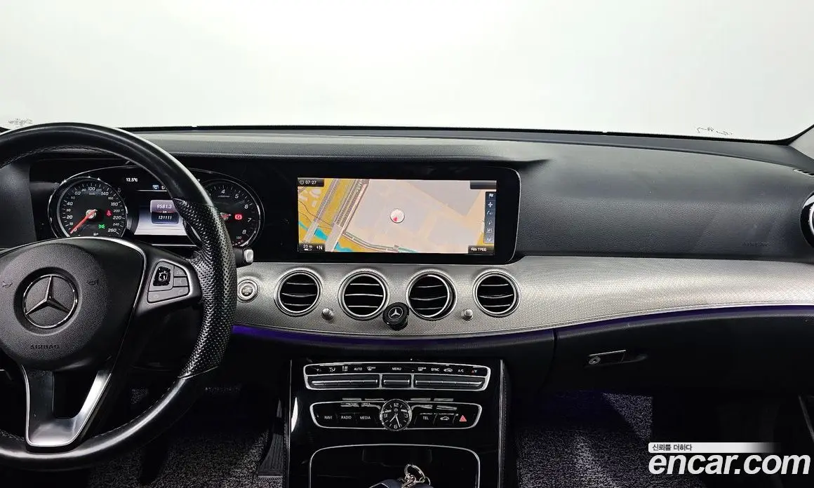 Mercedes-Benz E-Class 2017 2.0 автомат (гидро), фото 16