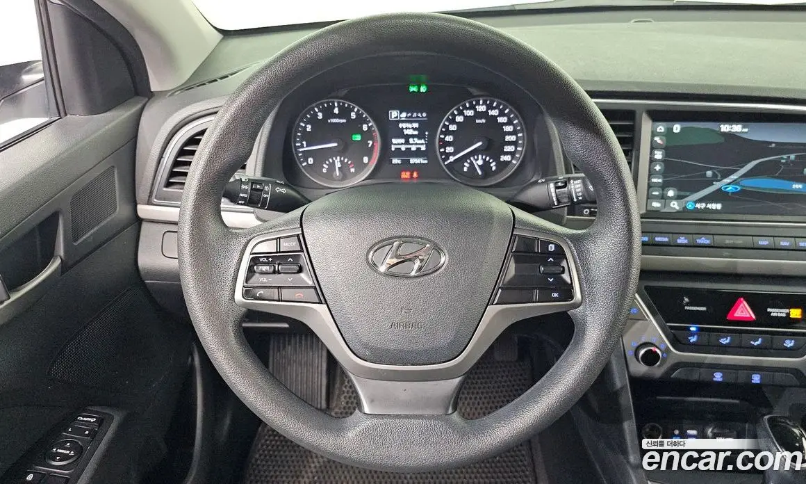 Hyundai Avante 2018 1.6 автомат (гидро), фото 18