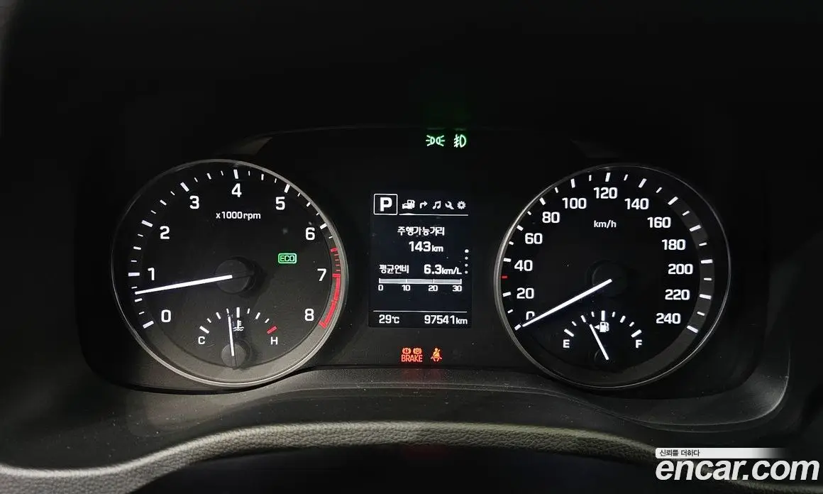 Hyundai Avante 2018 1.6 автомат (гидро), фото 10