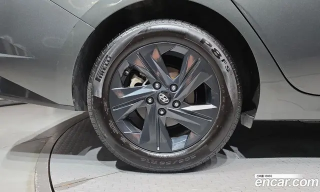 Hyundai Avante 2023 1.6 автомат (гидро), миниатюра 5