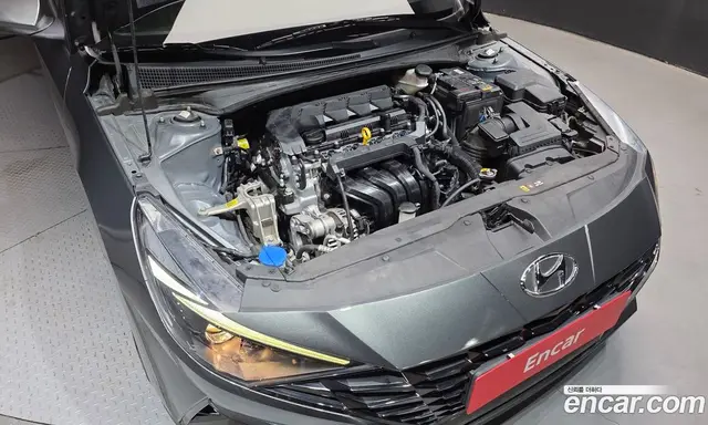 Hyundai Avante 2023 1.6 автомат (гидро), миниатюра 6