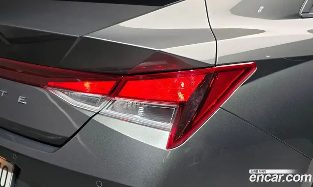 Hyundai Avante 2023 1.6 автомат (гидро), миниатюра 9