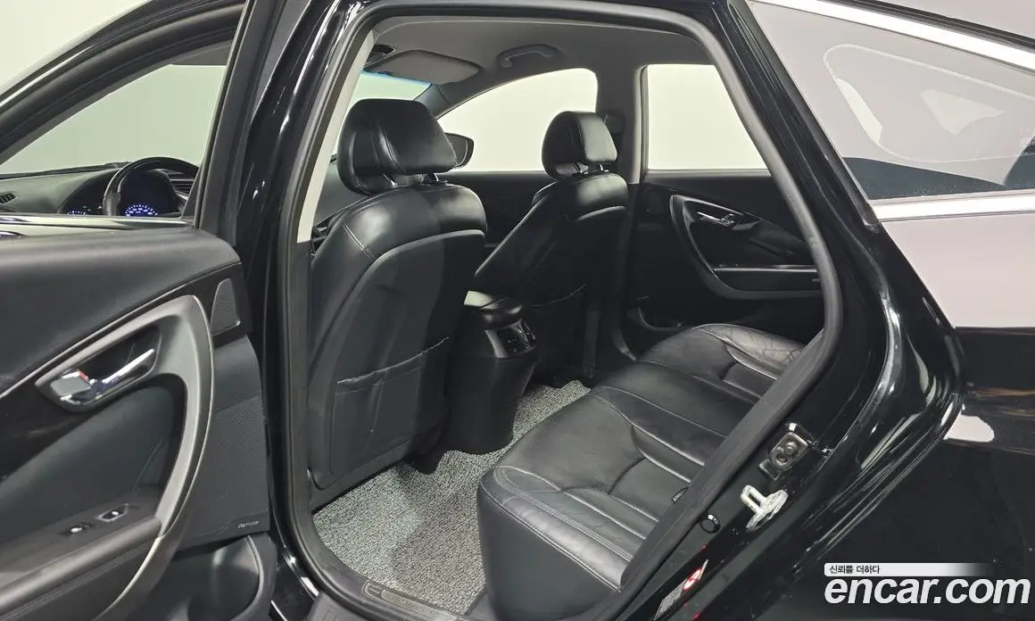 Hyundai Grandeur 2015 3.0 автомат (гидро), фото 11