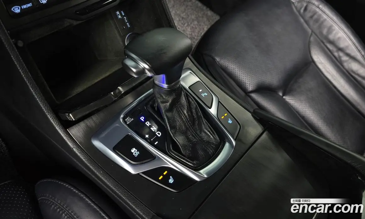 Hyundai Grandeur 2015 3.0 автомат (гидро), фото 9