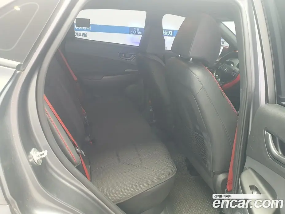 Hyundai Kona 2019 1.6 автомат (гидро), фото 11