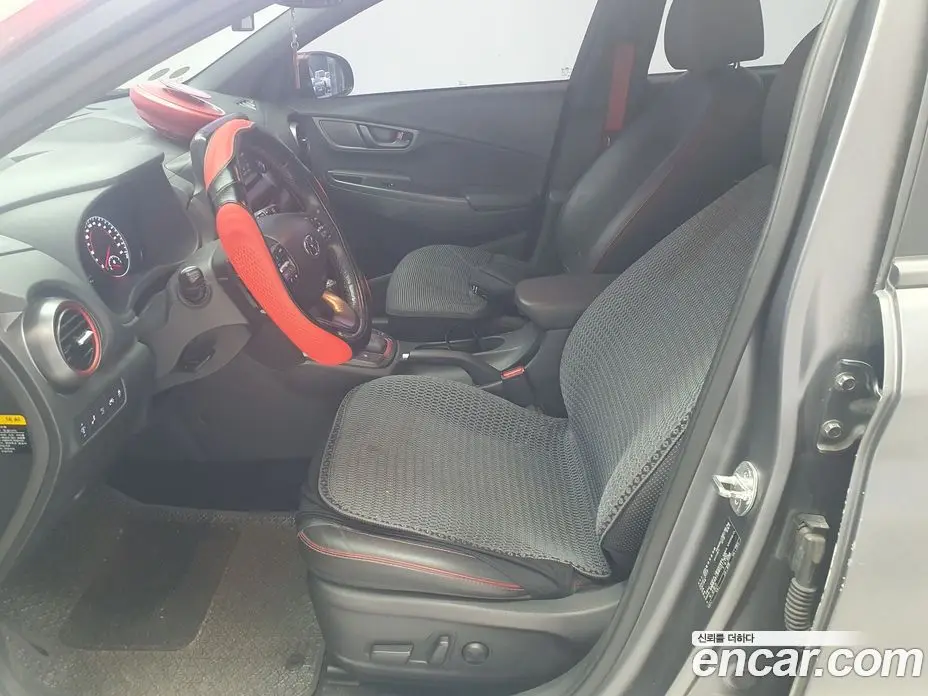 Hyundai Kona 2019 1.6 автомат (гидро), фото 8