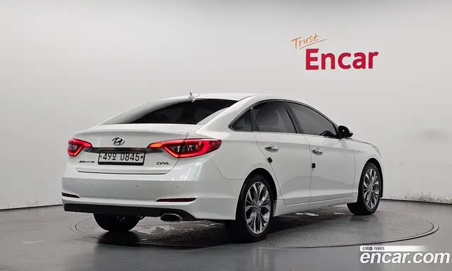 Hyundai Sonata 2016 2.0 автомат (гидро), миниатюра 2
