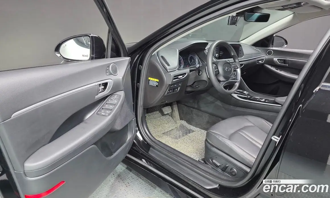 Hyundai Sonata 2019 2.0 автомат (гидро), фото 13