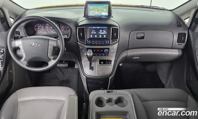 Hyundai Starex 2020 2.4 автомат (гидро), миниатюра 10