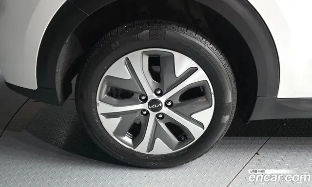 Kia Niro 2021 0.2 автомат (гидро), миниатюра 5