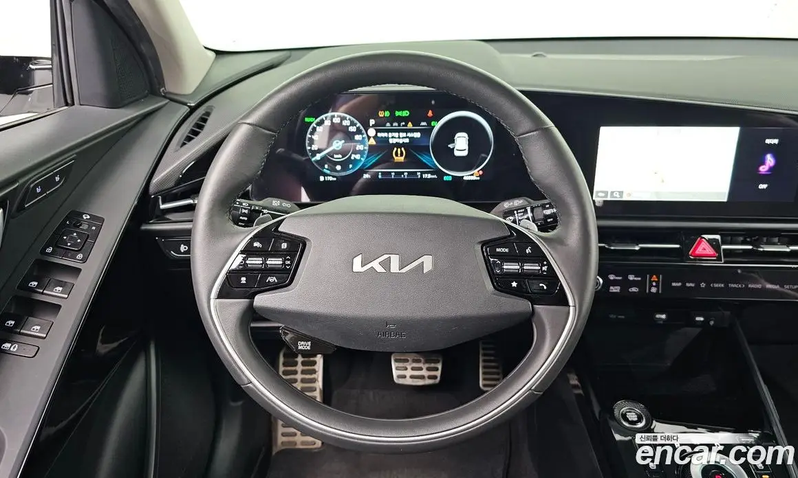 Kia Niro 2022 1.6 автомат (гидро), фото 18