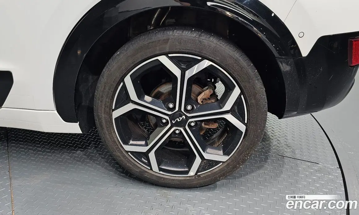 Kia Niro 2022 1.6 автомат (гидро), фото 6