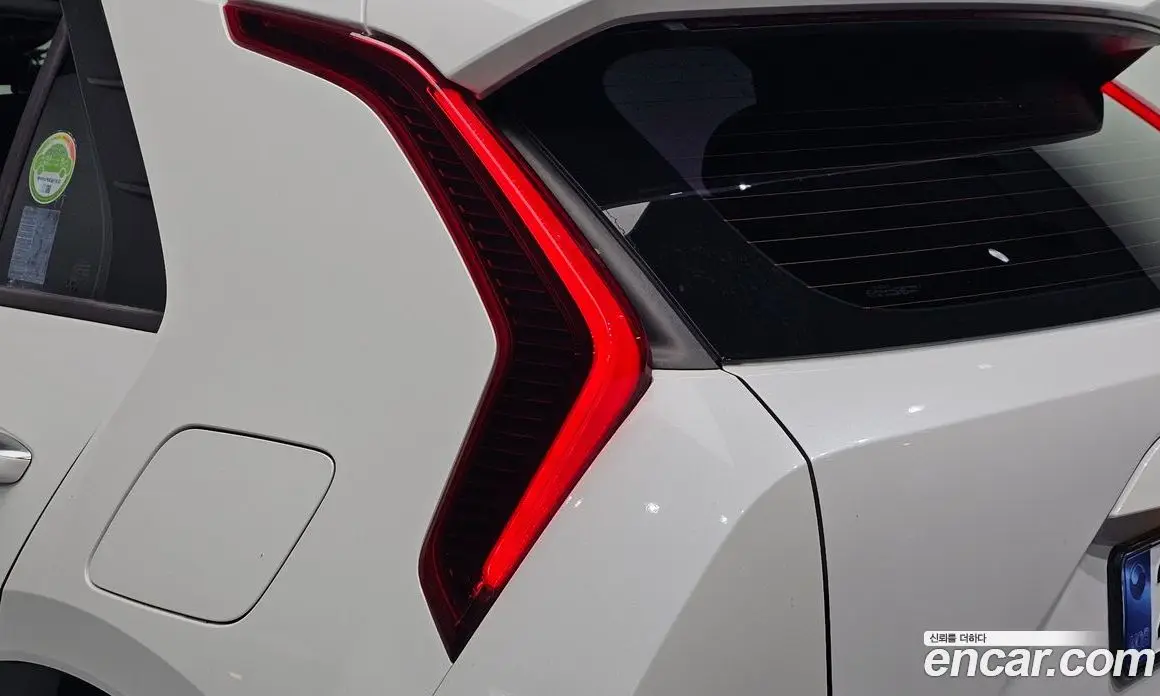Kia Niro 2022 1.6 автомат (гидро), фото 8