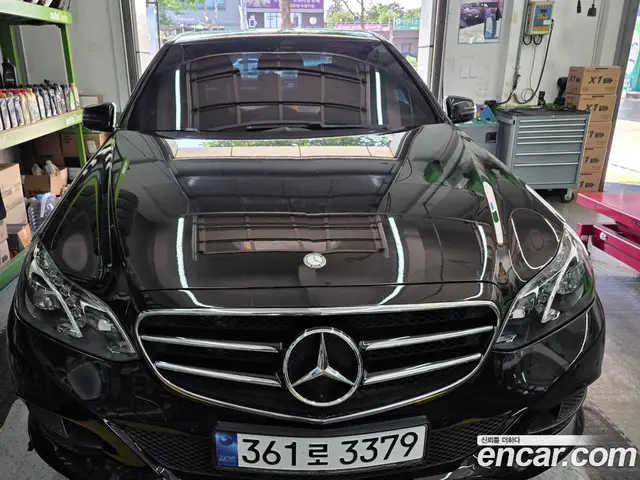 Mercedes-Benz E-Class 2015 2.1 автомат (гидро), миниатюра 3