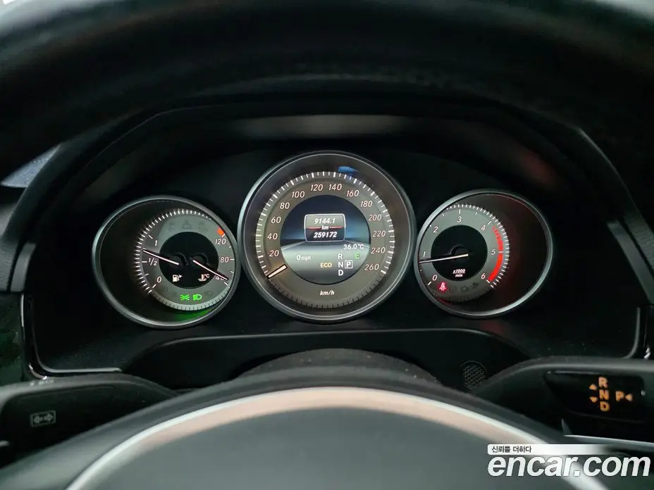 Mercedes-Benz E-Class 2015 2.1 автомат (гидро), фото 8