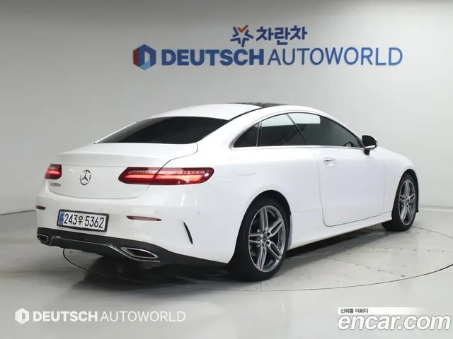 Mercedes-Benz E-Class 2019 1.9 автомат (гидро), миниатюра 2